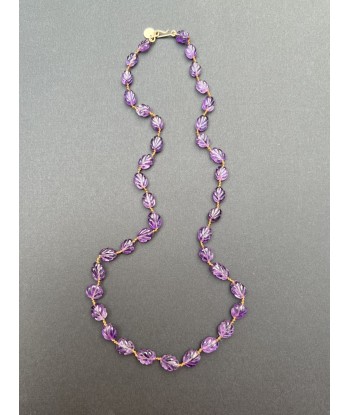 COLLIER NIILO FEUILLE AMETHYSTE est présent 