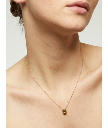 COLLIER TOURMALINE VERTE ET EMAIL OLIVE le concept de la Pate a emporter 